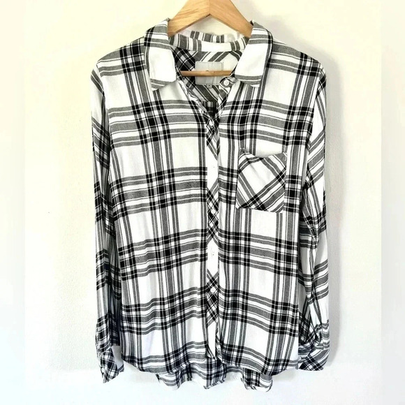 Rails Hunter White & Ebony Plaid Button Front Flannel Shirt Size Medium - Picture 1 of 11